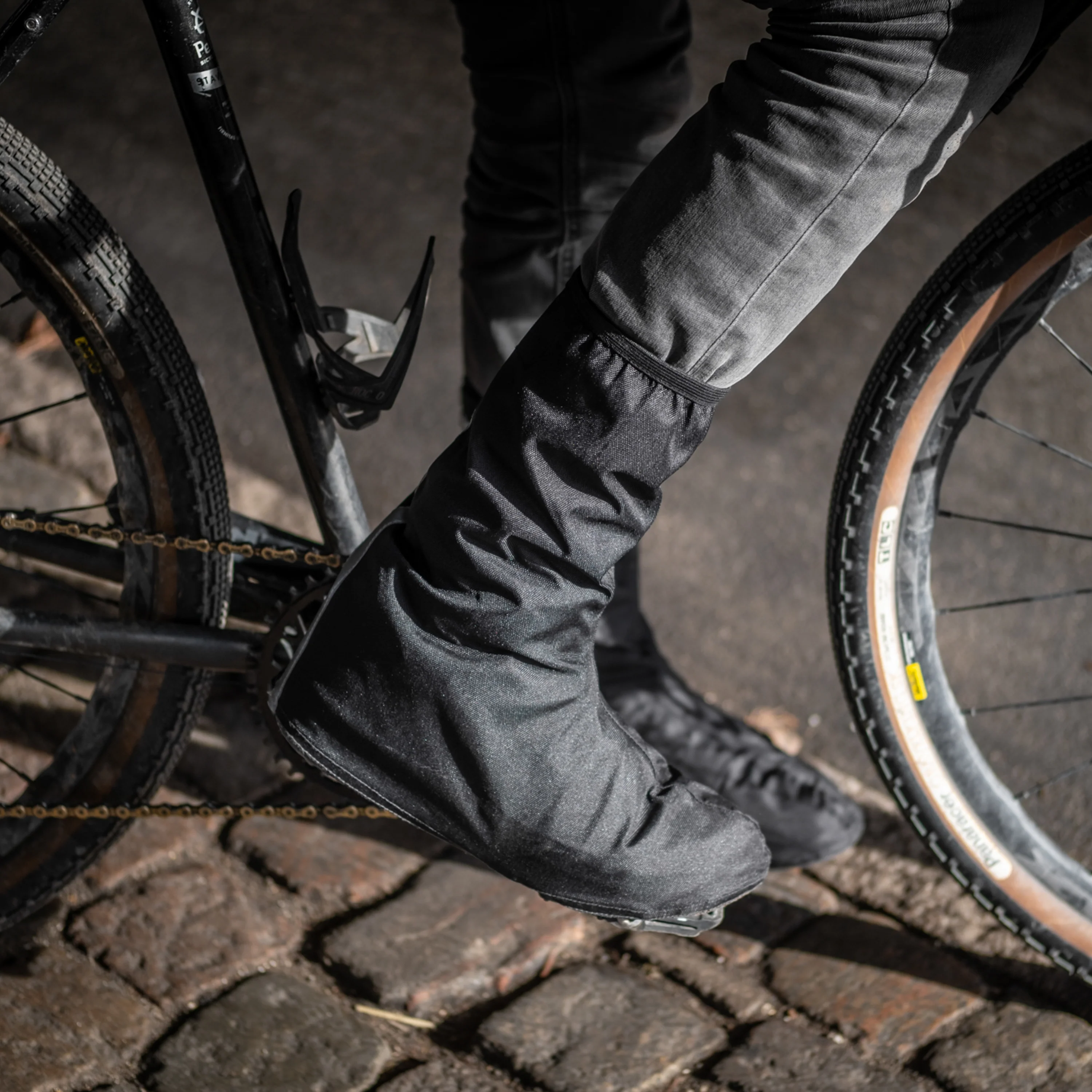 DryFoot 2 Waterproof Everyday Shoe Covers - Image 6
