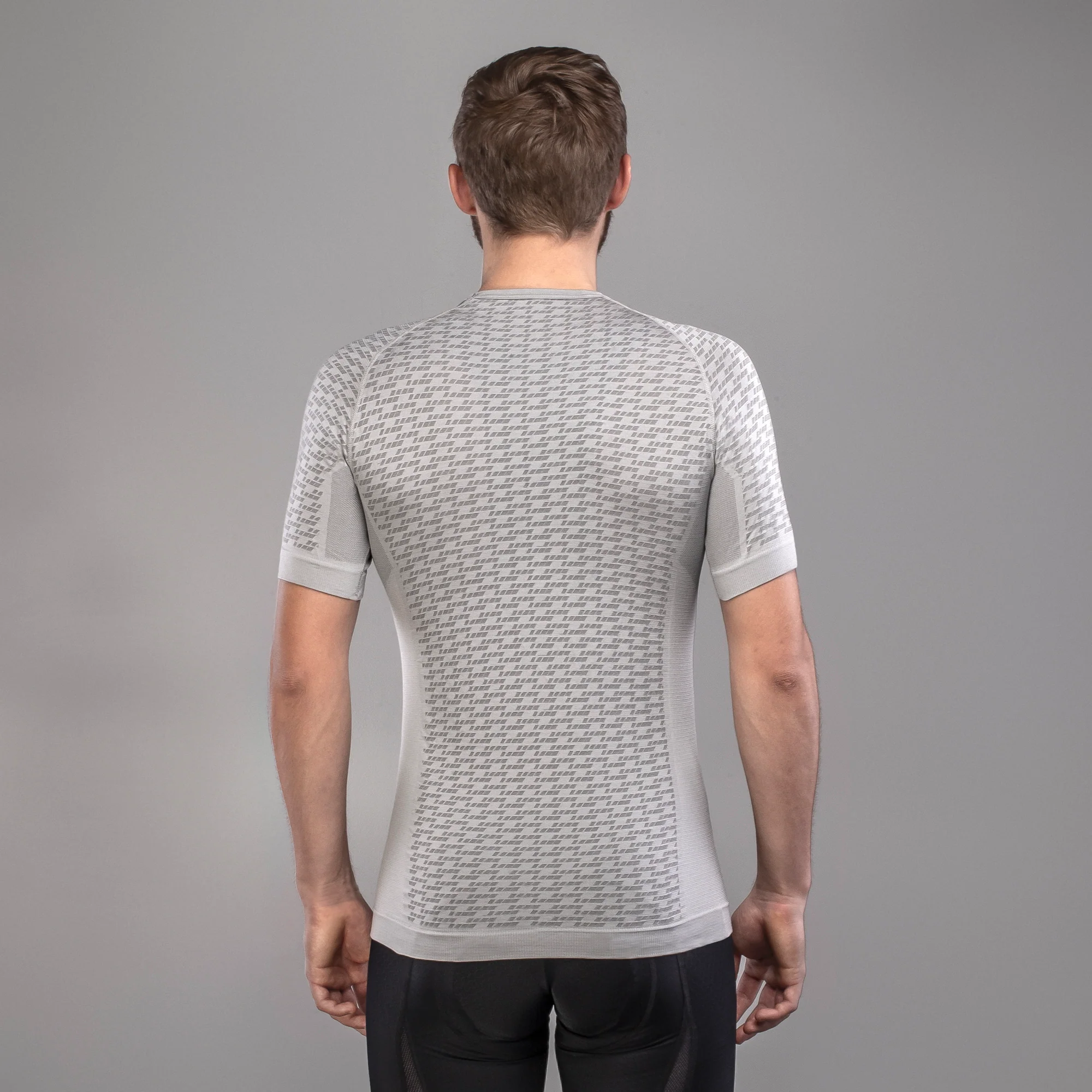 Expert Seamless Short Sleeve Base Layer - Image 16