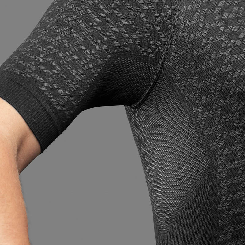 Expert Seamless Short Sleeve Base Layer - Image 5