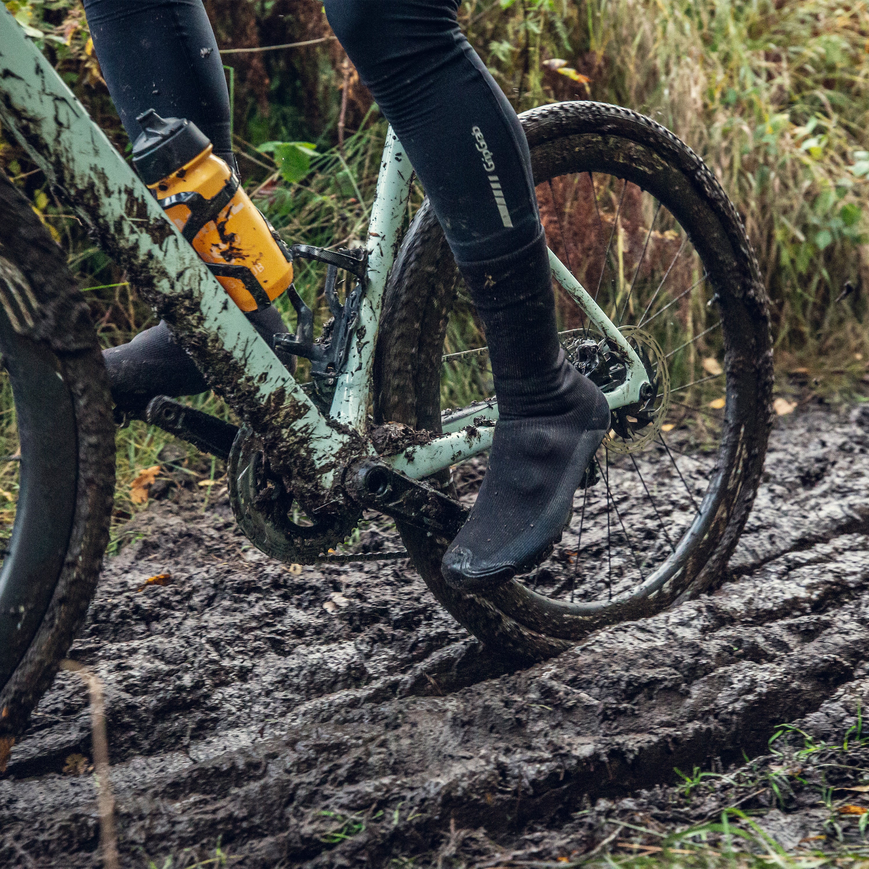 Explorer Waterproof Gravel Shoe Covers - Image 9