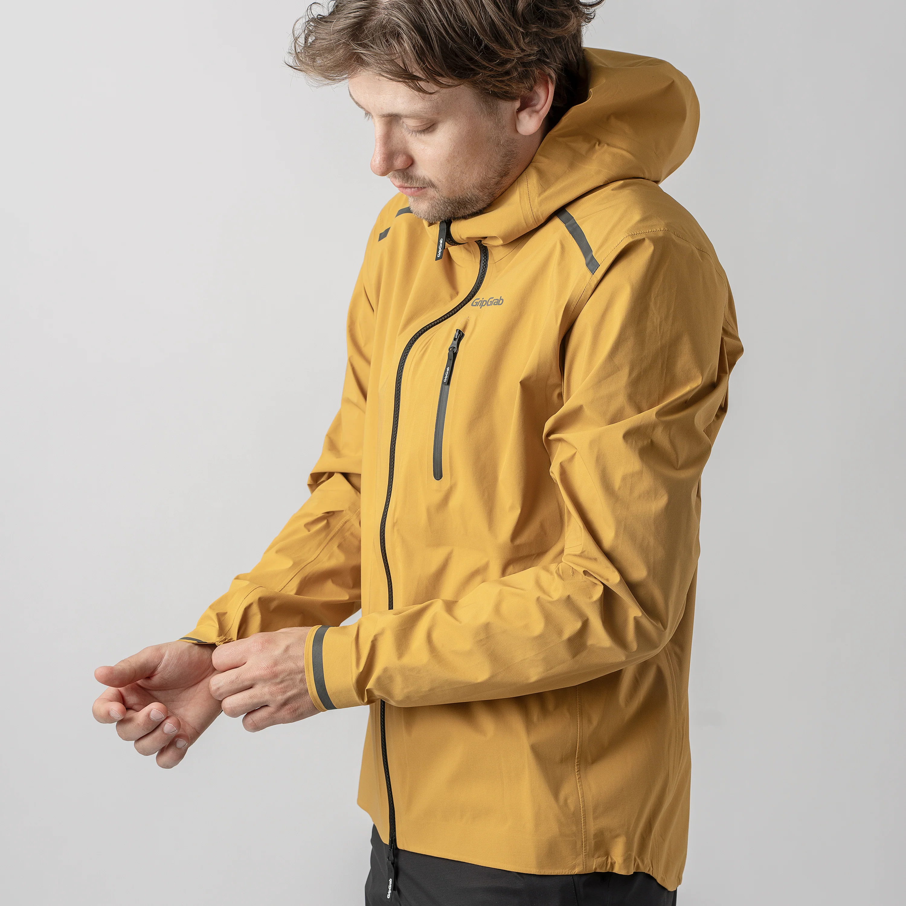 EXPLR Waterproof Lightweight Jacket - Image 13