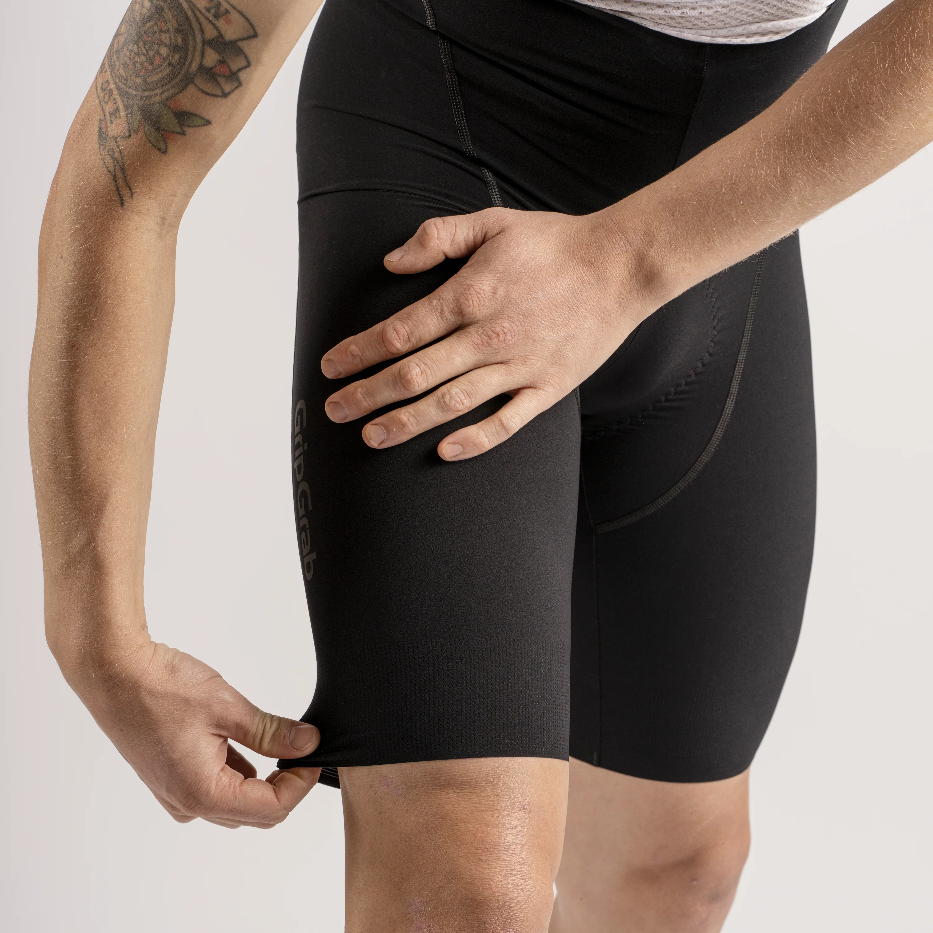 Grinta Bib Shorts - Image 4
