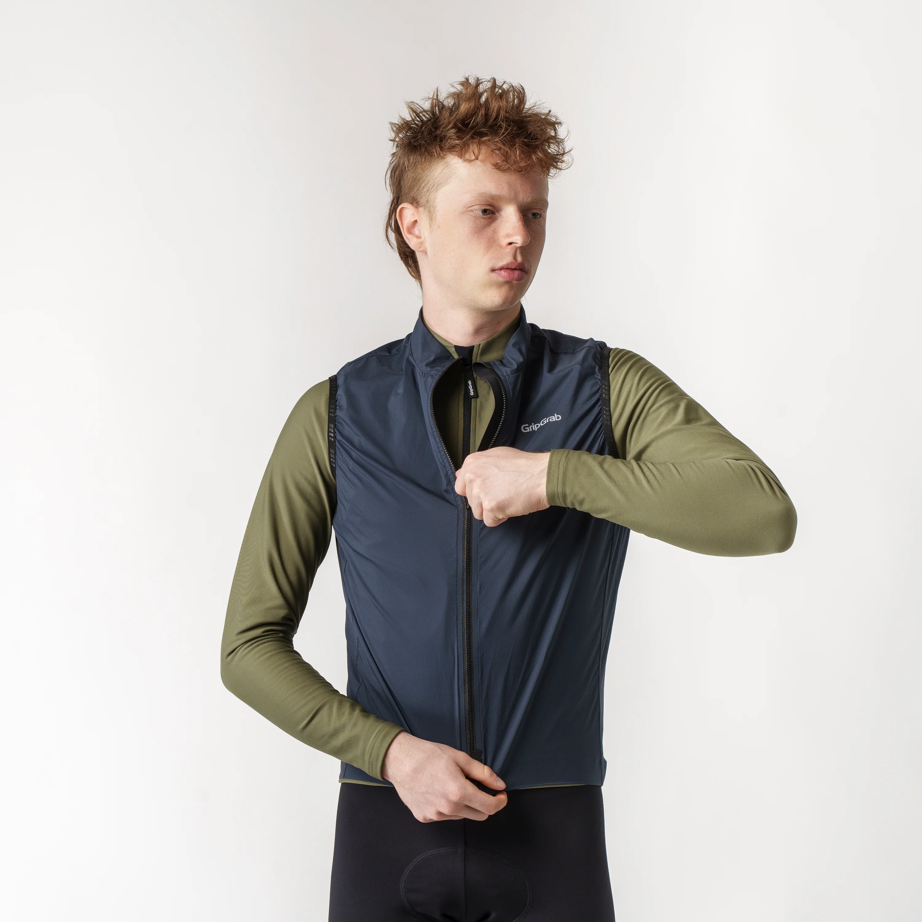 PACR Windproof Lightweight Vest - Image 3