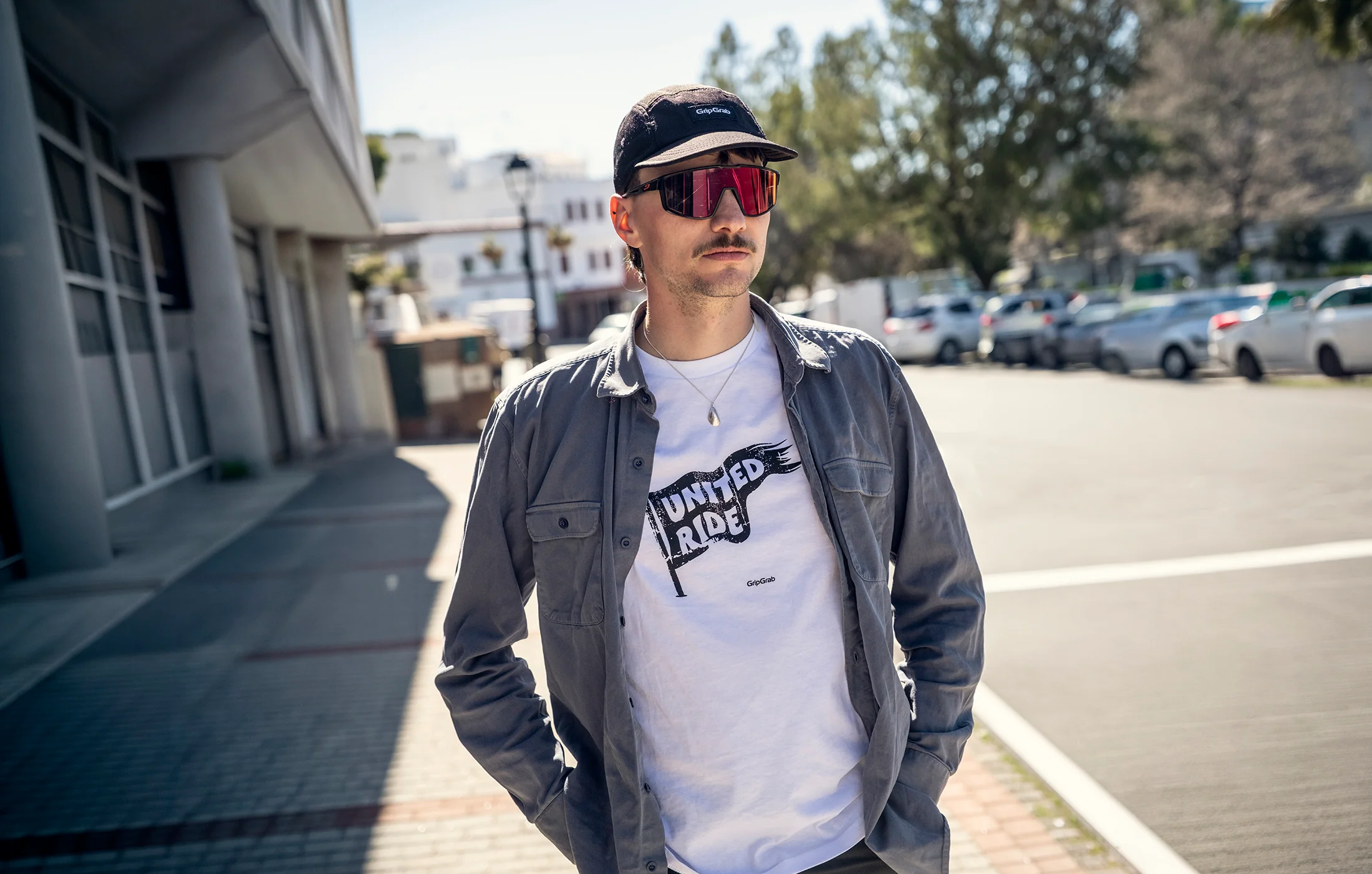 United Ride T-shirt - Image 5