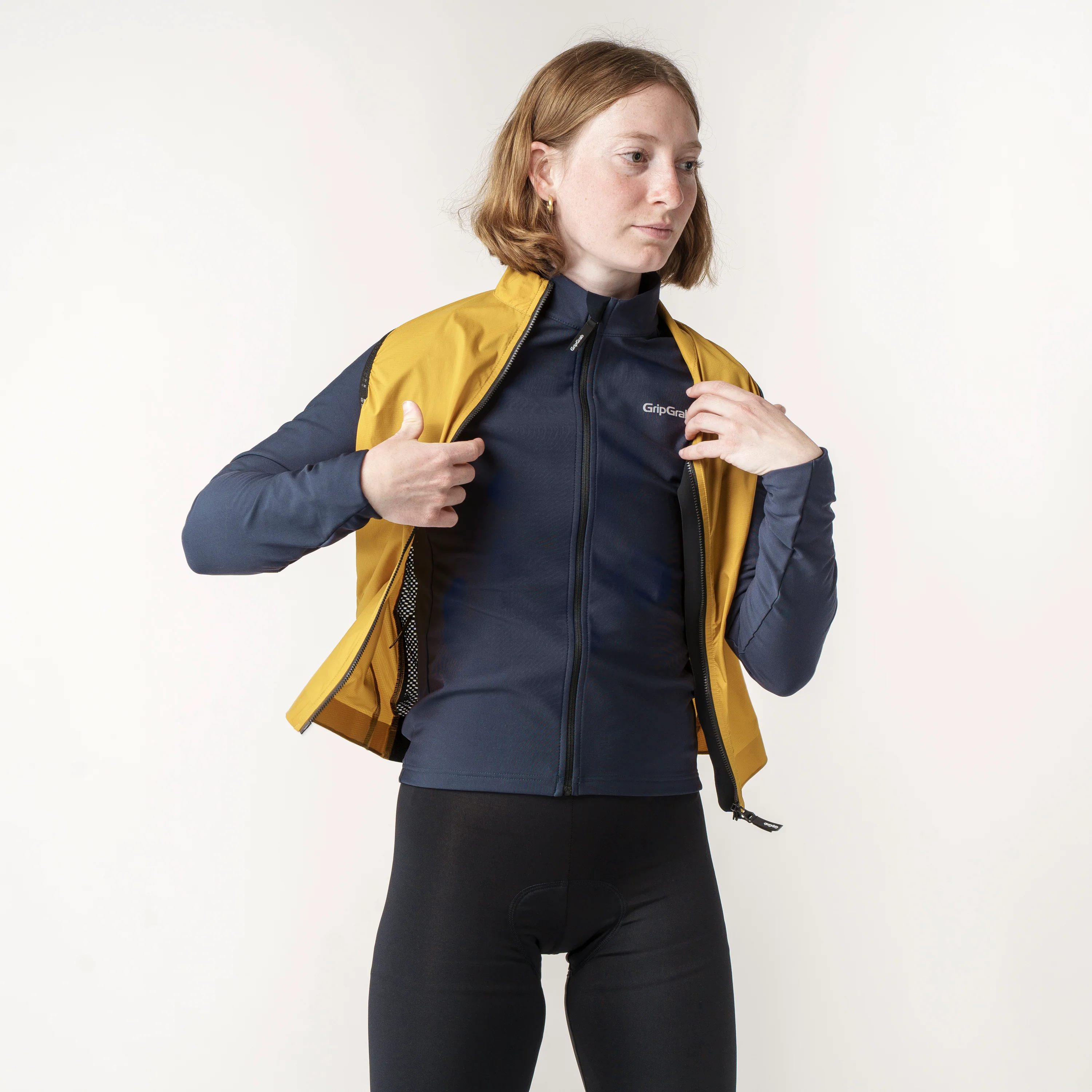 Women’s PACR Windproof Lightweight Vest - Image 16