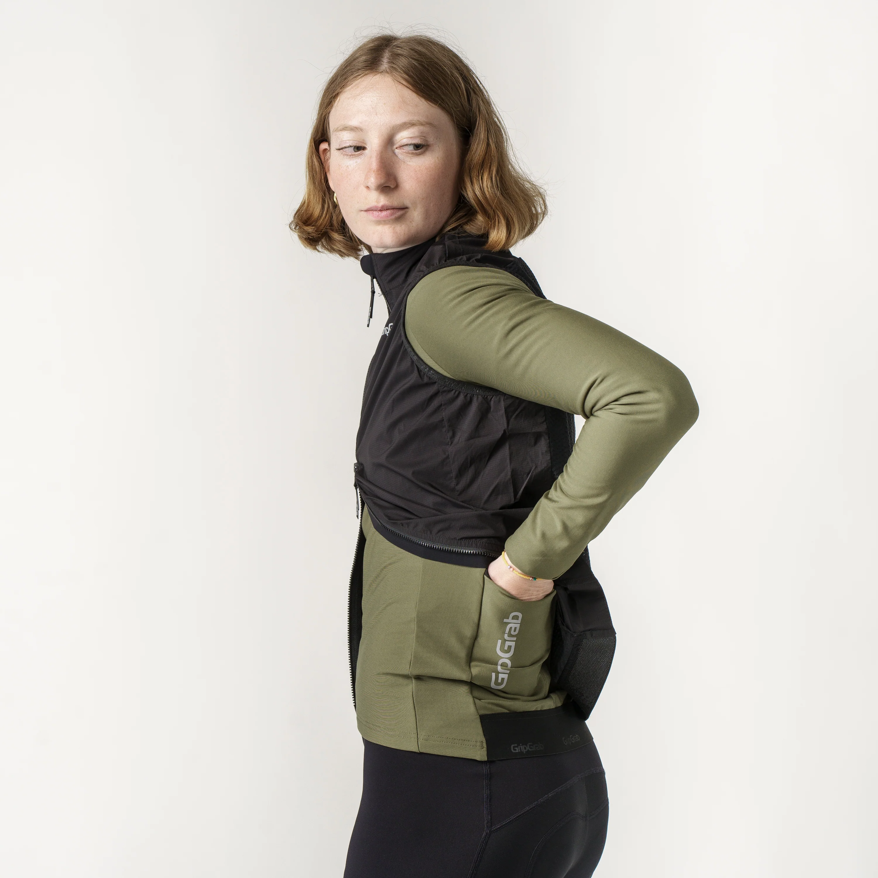 Women’s PACR Windproof Lightweight Vest - Image 23