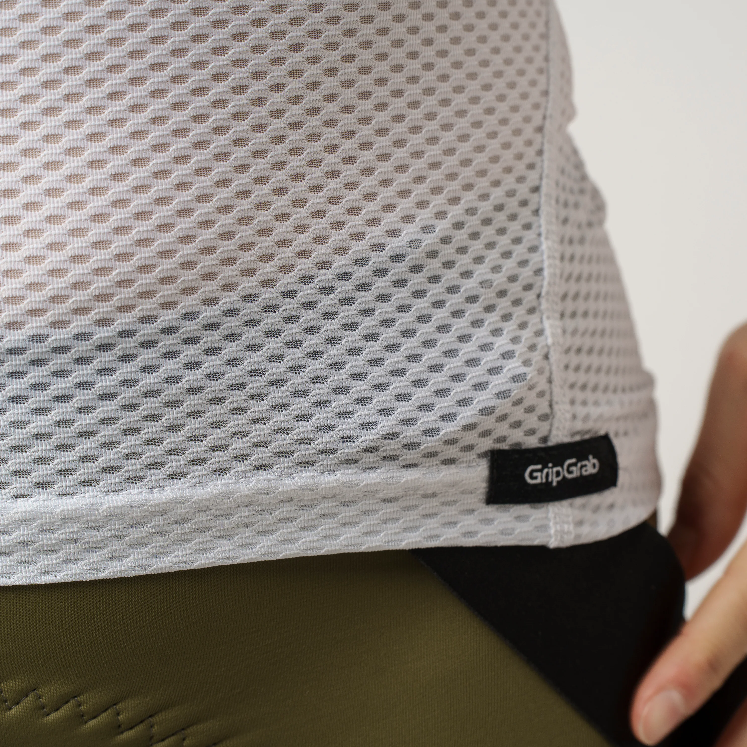 Women's Ultralight Mesh Sleeveless Base Layer - Image 5